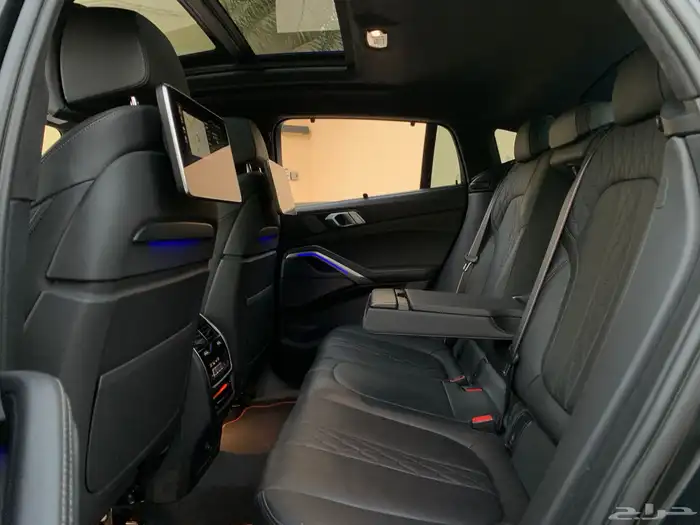 BMW X6 50i V8 2022 Edition Vermillion 45