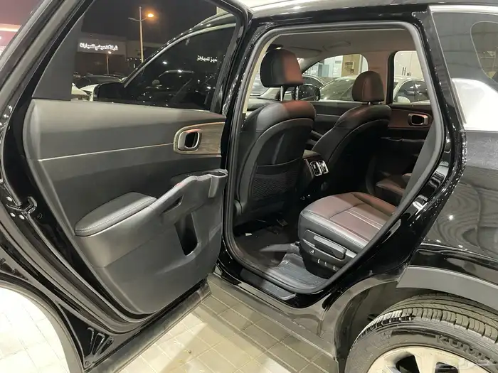 كيا سورنتو 2021 7 ركاب ( ديزل ) 2.2D بدي وكاله 8