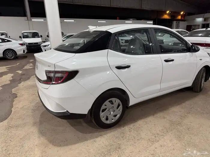 هيونداي اي تن 2025 ستاندر (بالنقد والتقسيط)عازل حراري مجاني 3