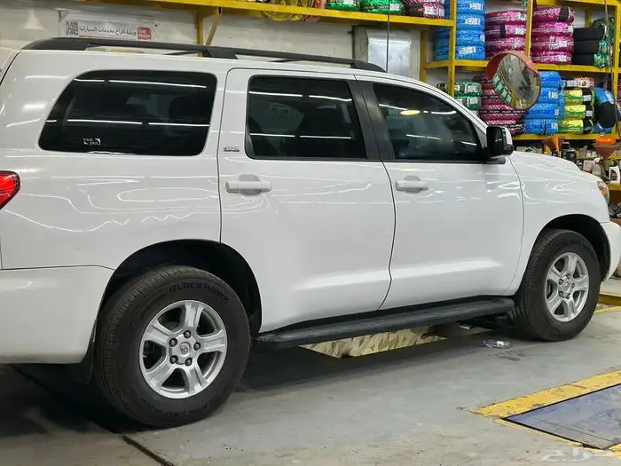 تويوتا سكويا2013قمه النضافه 6