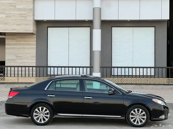 تويوتا - افالون - 2012 - سعودي - فل 3