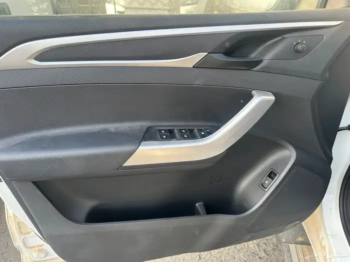 ام جي T60 غمارتين بنزين قير اوتوماتيك دبل 2023 عرض خاص 8