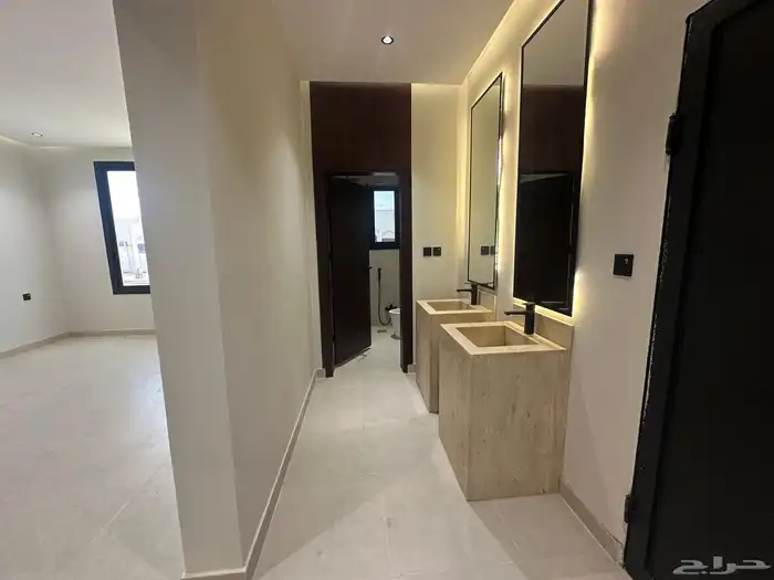 للإيجار فيلا روف علوي تبوك حي الورود ب3500 22