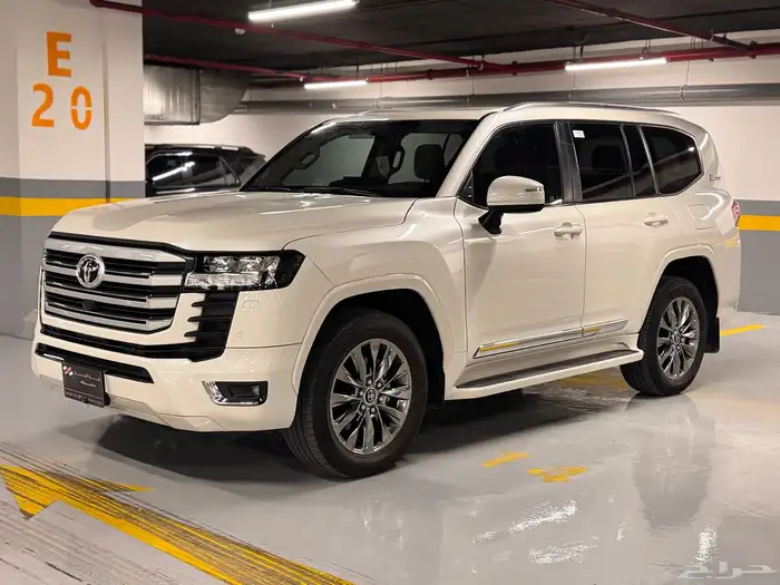 تويوتا جي اكس ار L3 موديل 2022 1