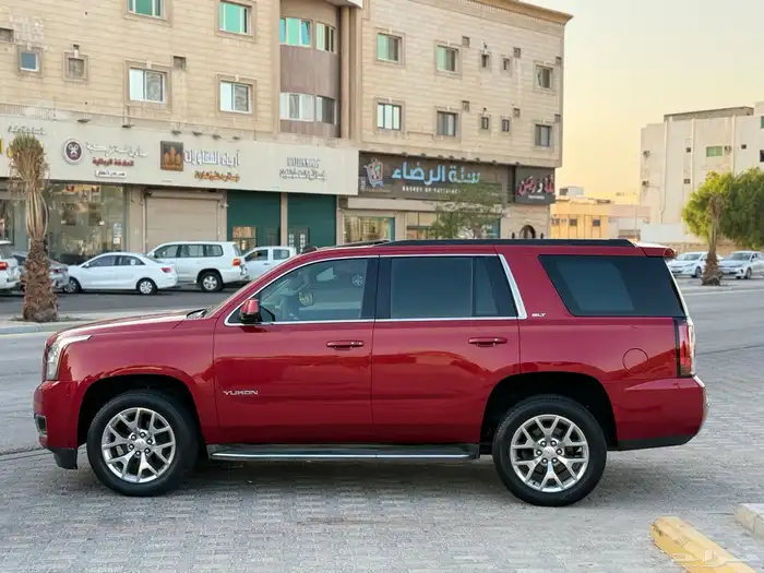 للبيع يوكن فل كامل 2015 بدون دبل SLT 5