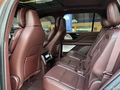 لنكولن افياتور برزدينشال 2022 على الضمان عداد 27 الف index