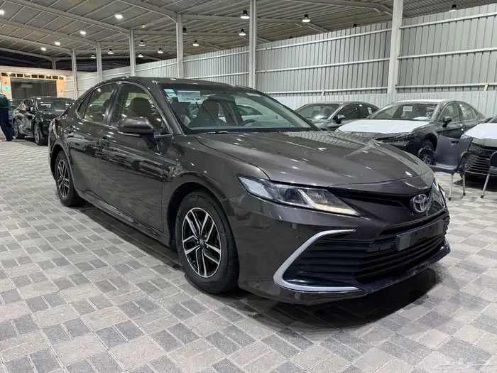 كامري 2021 بني للبيع 0