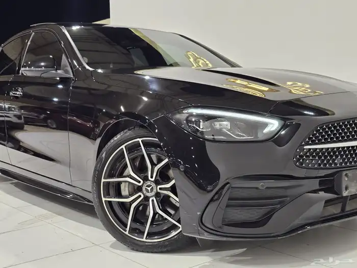 مرسيدس C300 موديل 2023 بحاله الوكاله 8