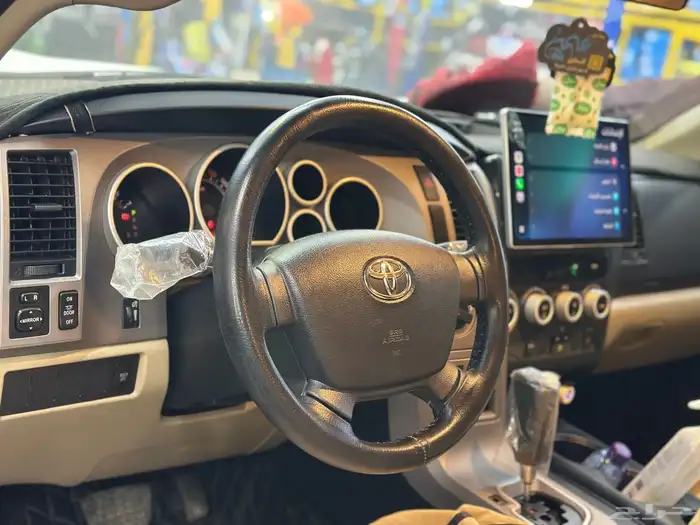 تويوتا سكويا2013قمه النضافه 7