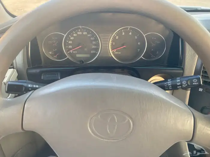 تويوتا لاندكروزر GXR2003 وكالة 4