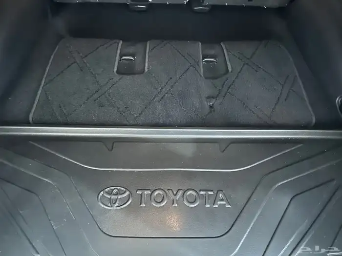 فورتشنر VX بنزين V6 العداد ( 7954 كيلو فقط ) موديل 2021 30