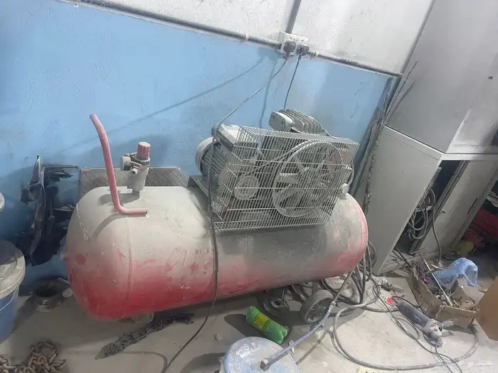 للتقبيل ورشة صيانة سيارات 2