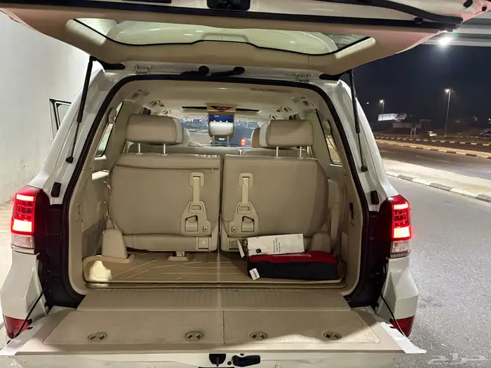 جيب لاندكروزر 2018 ديزل 27