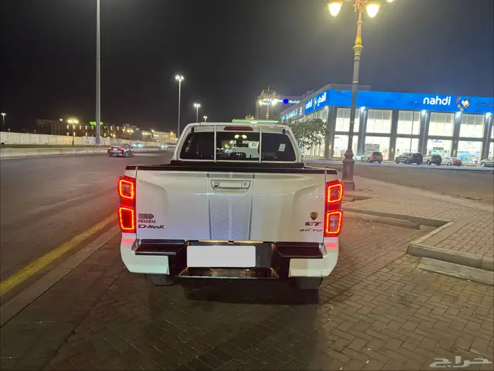 ايسوزو ديماكس 2023 3