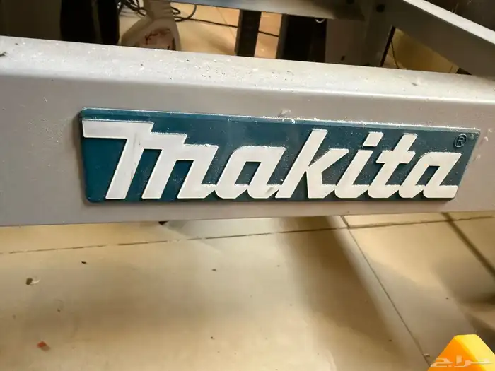 منشار شريطي ماكيتا Makita Bandsaw 6