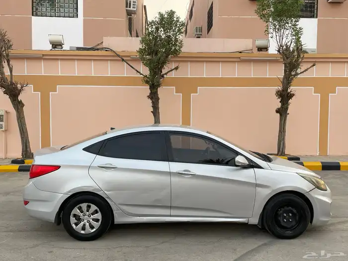 اكسنت 2015 مستعمل للبيع 7