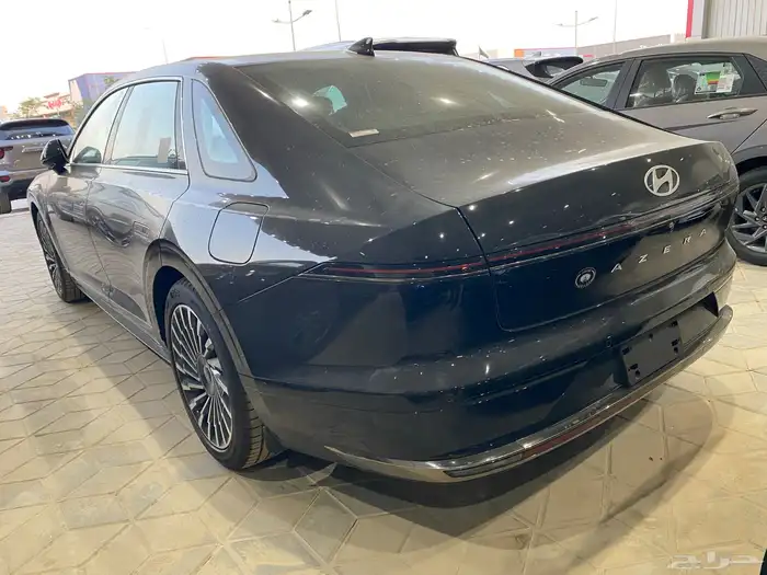 هونداي ازيرا كاليجرافي سعودي 2025 9