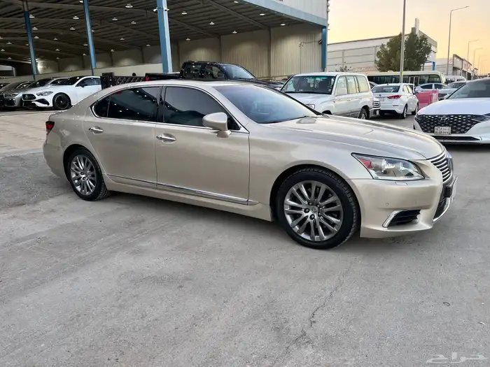 لكزس LS460موديل 2013 4