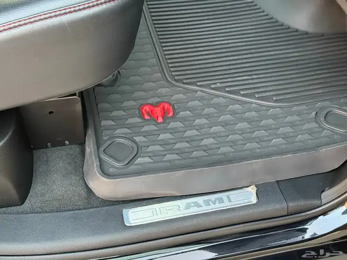 دودج رام TRX 2022 - سعودي بترومين - 702 حصان - شبه جديد 37