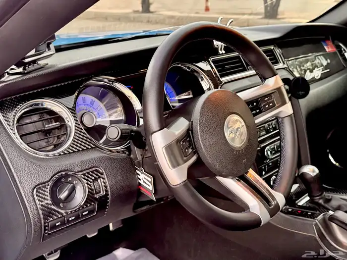 فورد موستنج GT قير عادي قمة النظافة 2010 50