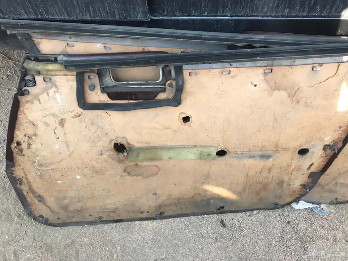 للبيع طقم ديكورات ابواب كرسيدا وكاله 4 طقم XL 5