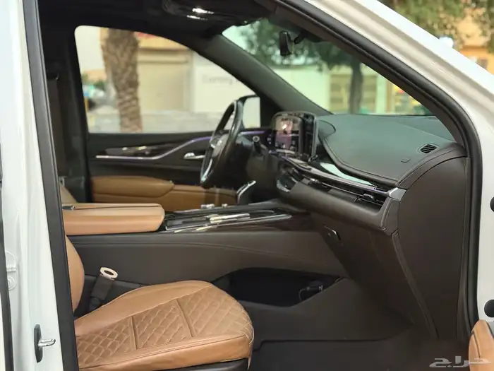 اسكاليد 2021 قصير بلاك اديشن 24