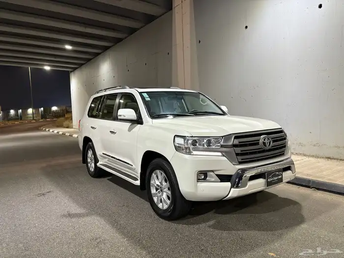 جيب لاندكروزر 2018 ديزل 4