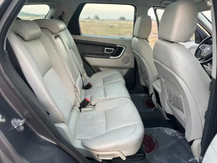 لاند روفر ديسكفري 2016 14