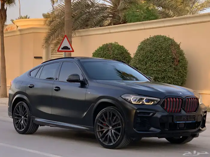 BMW X6 50i V8 2022 Edition Vermillion 25