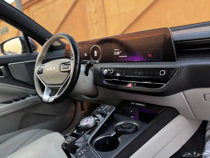 كيا K8 2023 هايبرد 20