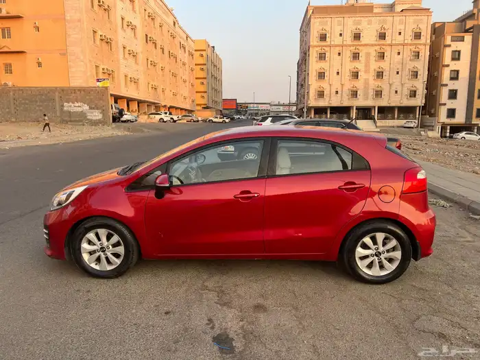 كيا ريو هاتشباك 2015 نص فل 13