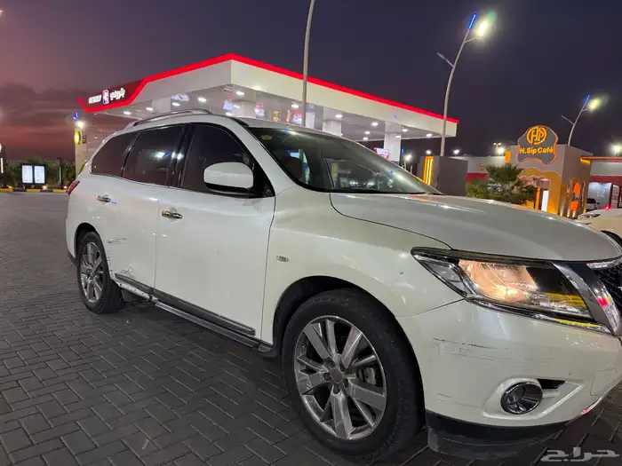 نيسان باثفايندر 2016 للبيع 3