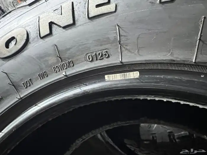 كفرات حجرية تاريخ 2025 مقاس 285 70 17 شبه الجديد عددهم 4 27