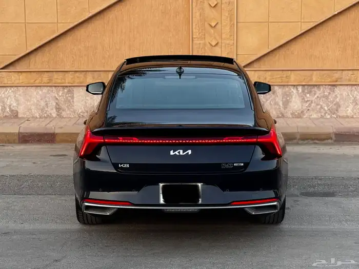كيا K8 2023 هايبرد 11