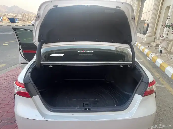 كامري 2020 ماشيه 335 الف 6سلندر(تم البيع) 5