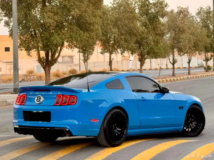 فورد موستنج GT قير عادي قمة النظافة 2010 22