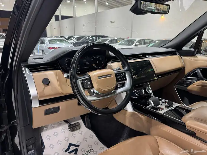 رنج روفر اوتوبيوغرافي V8 2023 مستعمل 13