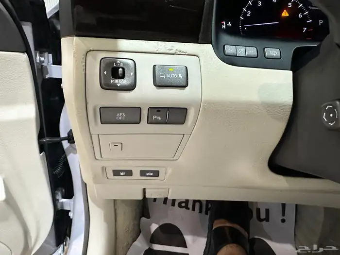 لكزس LS460 موديل 2008 فل كامل نظيف 12