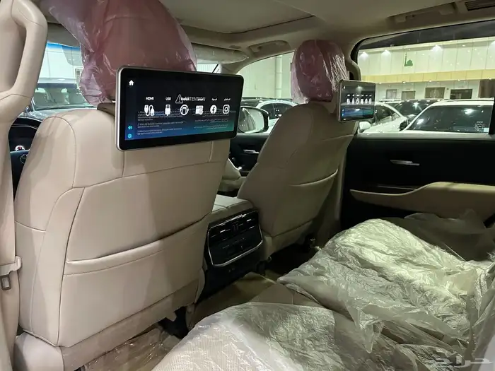 تويوتا لاند كروزر GXR موديل 2022 رقم 4 15