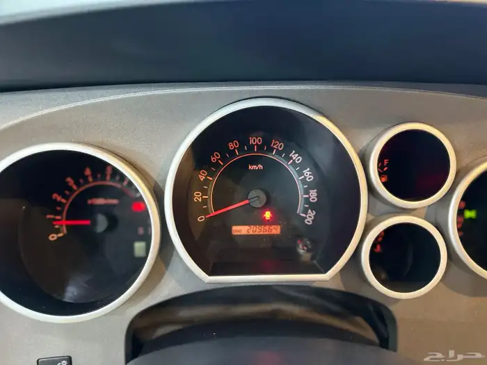 تويوتا سكويا2013قمه النضافه 4