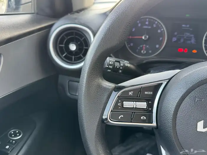 كيا سيراتو 2022 13