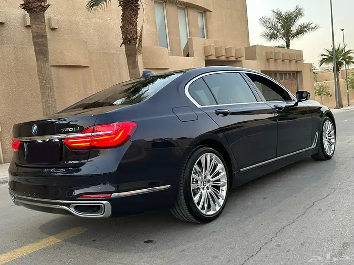 بي ام حجم 730 مخزن ماشي 52 الف صيانات وكاله بدي وكاله 35