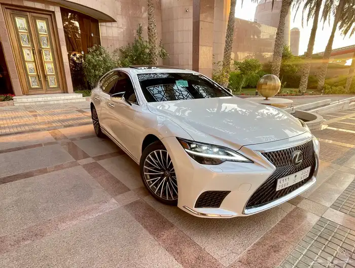 للبيع لكزس LS350 سعودي مالك اول 2024   AA 3