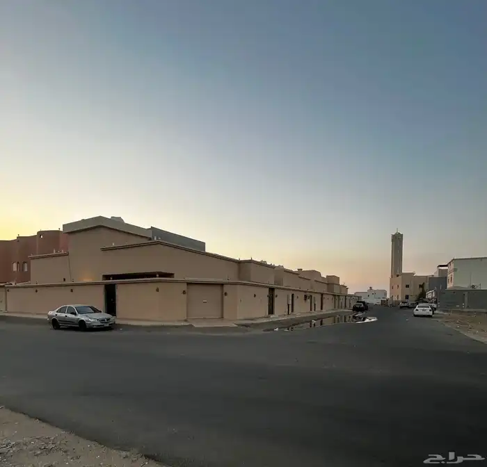 دور للبيع مساحة  450 م 1