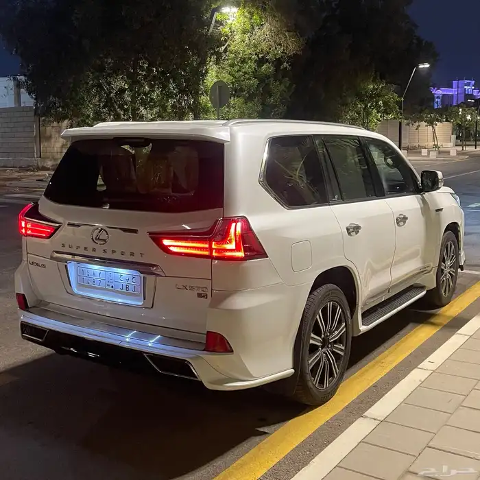 LEXUS LX570 2016 جيب لكزس 2