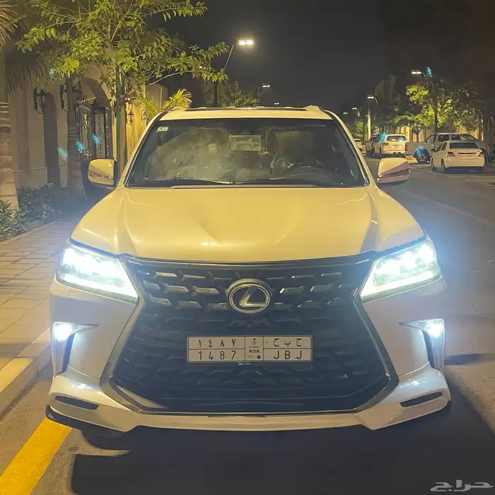 LEXUS LX570 2016 جيب لكزس 4