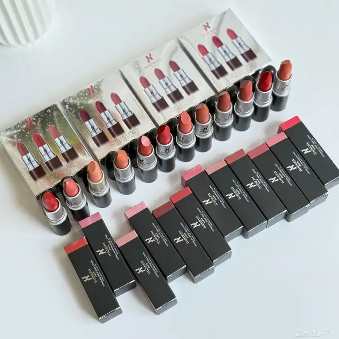 طقم مكياج مميز 21