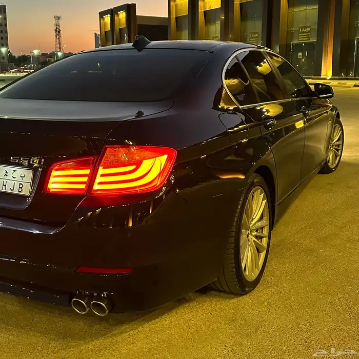 بي ام دبليو الفئة الخامسة 11