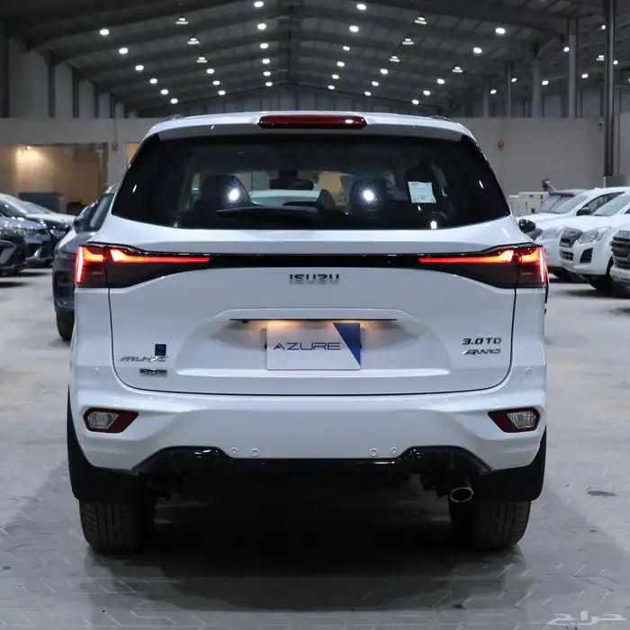 ايسوزو جيب MUX فل كامل دبل 2025 3