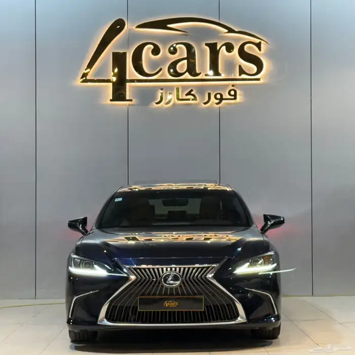 لكزس ES300 h 2021 (( بحالة ممتازة )) 2